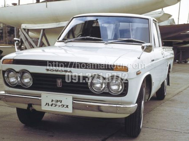 Nhìn lại chặng đường lịch sử lẫy lừng của Toyota Hilux